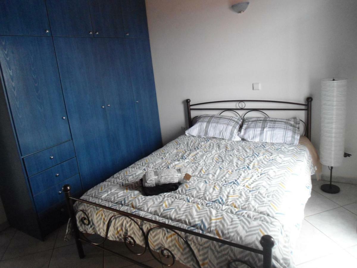 Sunny Apartment 15 Min From Airport And Sea Artemida  Luaran gambar